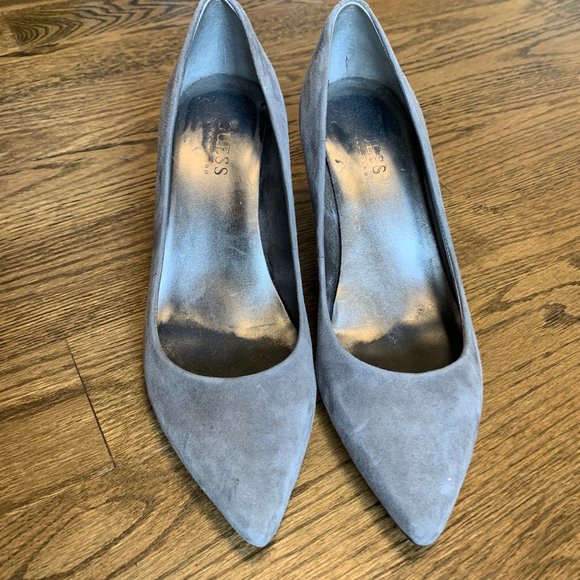 Guess Gray Suede Pumps - preloved size 8 M - Picture 1 of 4